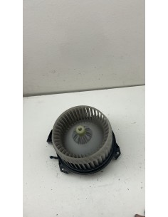 Recambio de motor calefaccion para toyota yaris 1.3 16v cat referencia OEM IAM AV1371   2