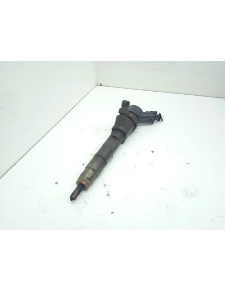 Recambio de inyector para renault megane ii berlina 5p 1.9 dci diesel referencia OEM IAM 0445110110B  