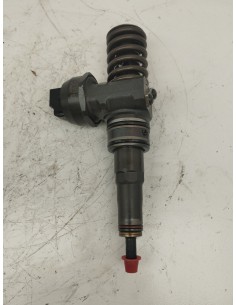 Recambio de inyector para volkswagen polo (9n3) united referencia OEM IAM 038130073BN  