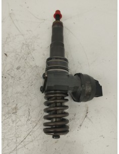 Recambio de inyector para volkswagen polo (9n3) united referencia OEM IAM 038130073BN   2
