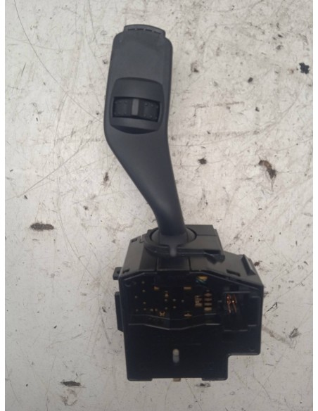 Recambio de mando intermitentes para ford focus lim. (cb4) 1.6 tdci cat referencia OEM IAM 5M5T13335BD  