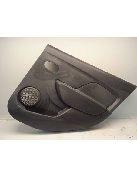 Recambio de guarnecido puerta trasera derecha para dacia logan ii comfort referencia OEM IAM 826A00660R  