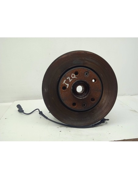 Recambio de mangueta delantera izquierda para renault megane iii sport tourer 1.4 tce referencia OEM IAM   