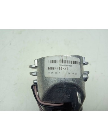 Recambio de espejo para peugeot 2008 (--.2013) allure referencia OEM IAM 96864409XT  
