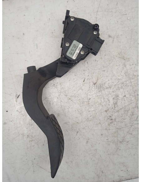 Recambio de potenciometro pedal para audi a4 berlina (8e) 1.9 tdi referencia OEM IAM 8E1721523  