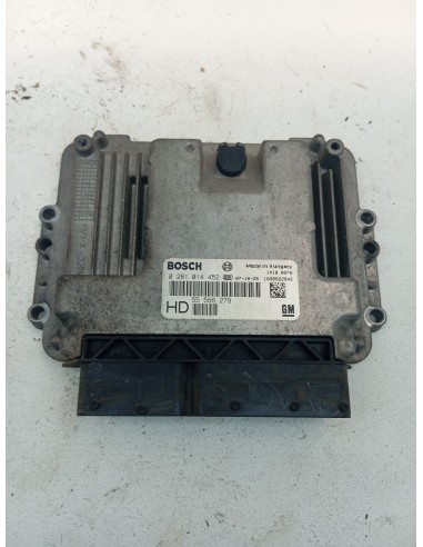 Recambio de centralita motor uce para opel zafira b 1.9 cdti referencia OEM IAM 55566279  