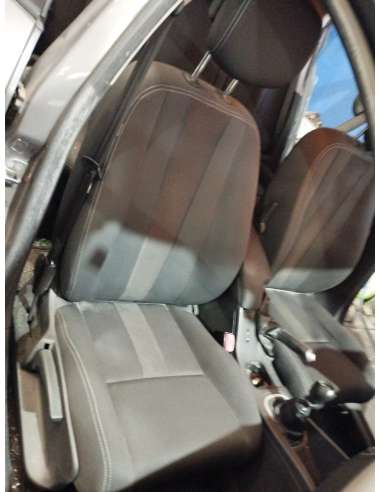 ASIENTO DELANTERO DERECHO RENAULT...