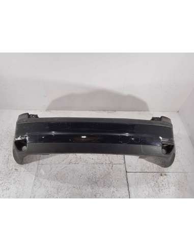 PARAGOLPES TRASERO FORD FOCUS BERLINA...