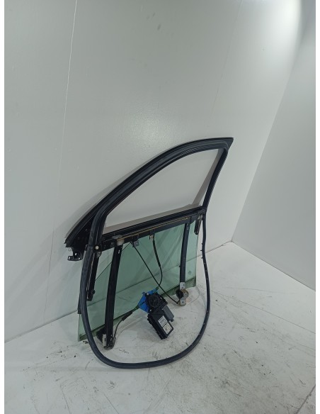 Recambio de elevalunas delantero derecho para audi a4 berlina (8e) 2.0 tdi 16v (103kw) referencia OEM IAM 8E0837462C  