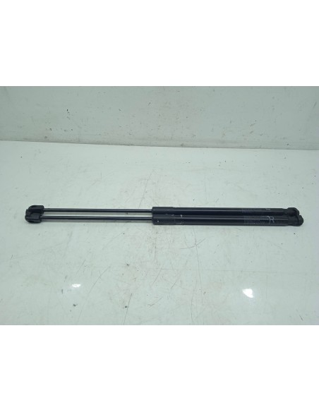 Recambio de amortiguadores maletero / porton para suzuki swift (az) gle referencia OEM IAM 8186052R01  