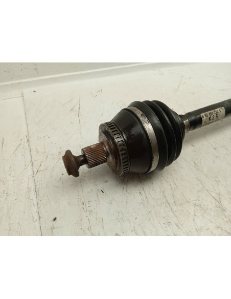 Recambio de transmision delantera derecha para audi a4 berlina (8e) 1.9 tdi referencia OEM IAM 8E0407272S  