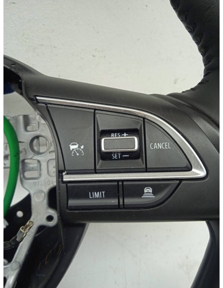 Recambio de volante para suzuki swift (az) gle referencia OEM IAM 07190 CON MANDOS 
