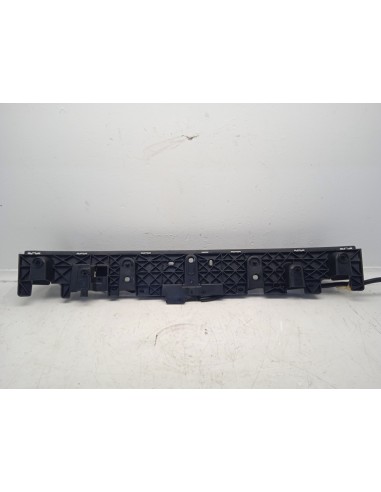 Recambio de plastico para ds 3 crossback so chic referencia OEM IAM 9820846180 GUIA PARAGOLPES TRAS 