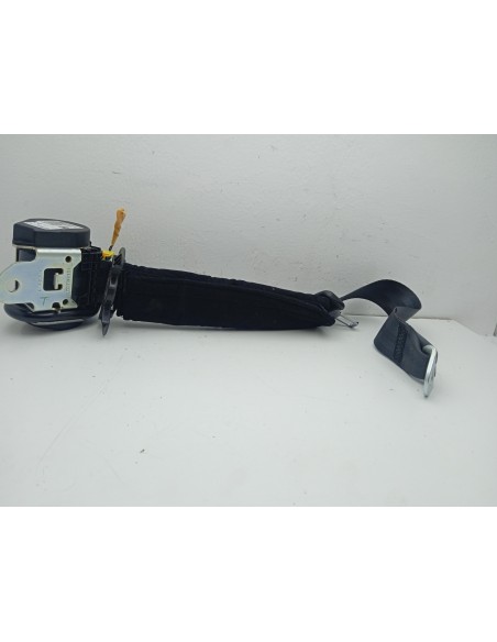 Recambio de cinturon seguridad trasero derecho para hyundai i20 fresh referencia OEM IAM 89820C8200  