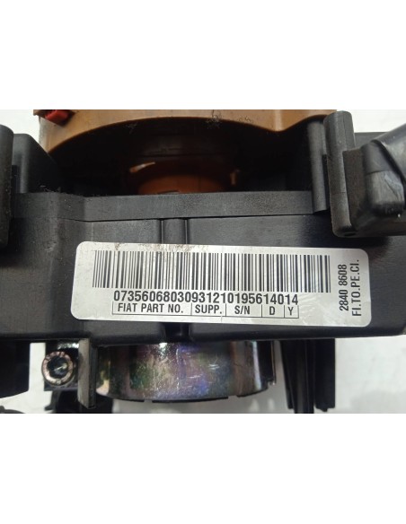 Recambio de mando luces para opel combo d 1.3 16v cdti referencia OEM IAM 28408608  