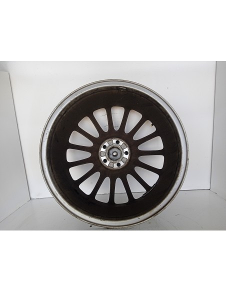 Recambio de llanta para mg mg zt 190 referencia OEM IAM RRC002260XXX  