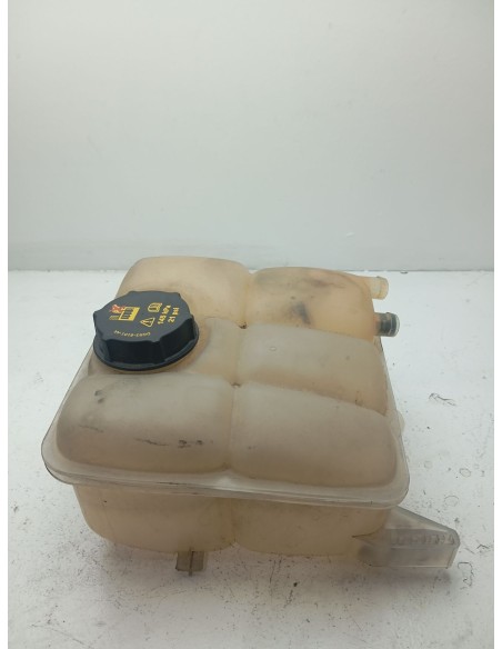 Recambio de deposito expansion para ford focus lim. (cb8) trend referencia OEM IAM 8V618K218A  