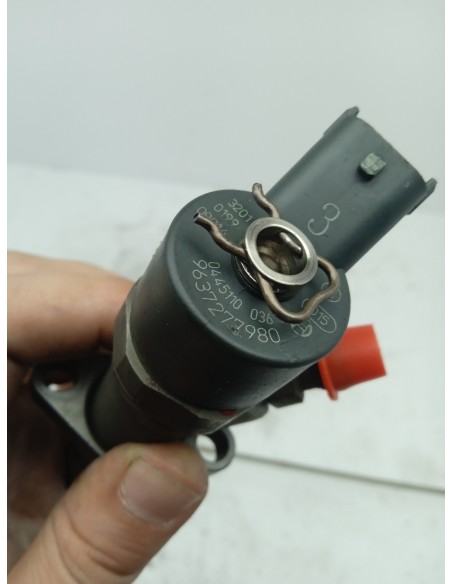 Recambio de inyector para peugeot 607 (s1) básico referencia OEM IAM 9637277980  