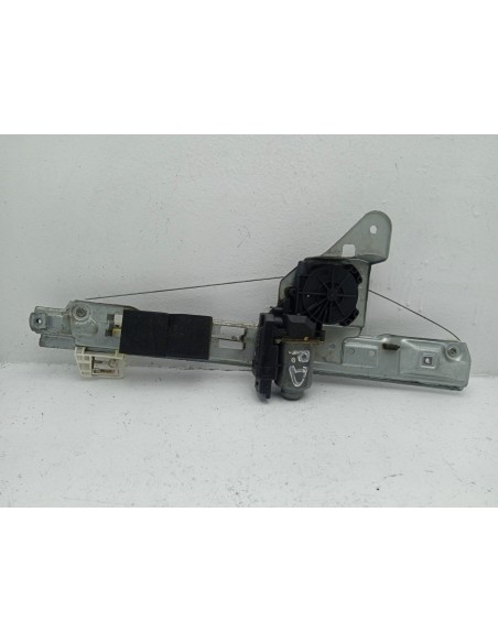 Recambio de elevalunas trasero derecho para renault megane ii familiar expression confort referencia OEM IAM 8201010921  