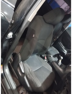Recambio de asiento delantero derecho para toyota verso comfort referencia OEM IAM TELA TELA  2
