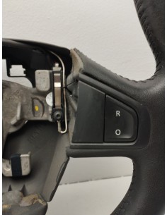 Recambio de volante para renault megane iii berlina 5 p dynamique referencia OEM IAM 484302379R   2