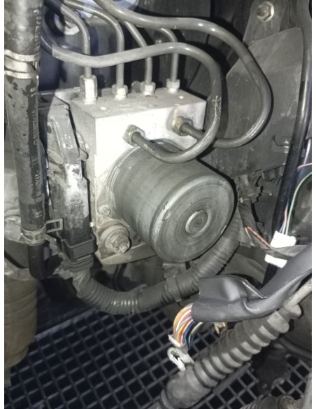 Recambio de abs para toyota verso comfort referencia OEM IAM 445400F030  
