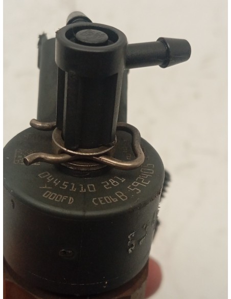 Recambio de inyector para peugeot 307 berlina (s2) xt referencia OEM IAM 0445110281  