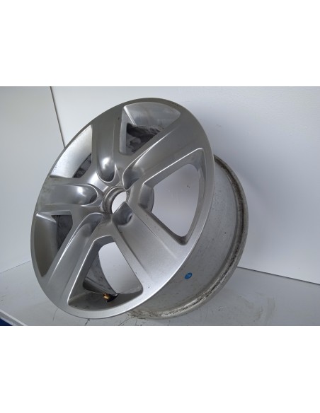 Recambio de llanta para audi a4 berlina (b5) 1.9 tdi referencia OEM IAM 8E0601025BC  