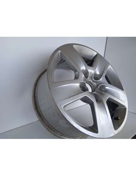 Recambio de llanta para audi a4 berlina (b5) 1.9 tdi referencia OEM IAM 8E0601025BC  