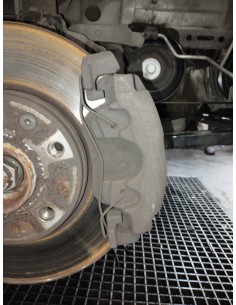 Recambio de pinza de freno delantera derecha para renault megane iii berlina 5 p dynamique referencia OEM IAM 410010303R  