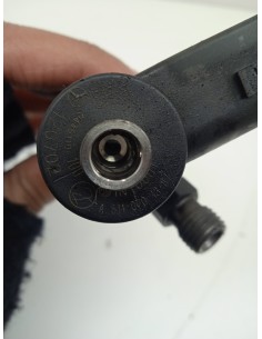 Recambio de inyector para mercedes-benz clase c (w203) berlina 2.2 cdi cat referencia OEM IAM A6110701787   2