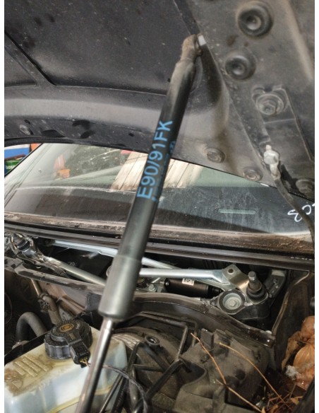 Recambio de amortiguadores capo para bmw serie 3 berlina (e90) 318d referencia OEM IAM 51237060550  