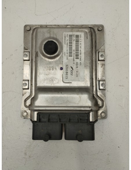 Recambio de centralita motor uce para fiat 500 referencia OEM IAM 52018615  