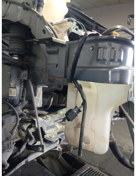Recambio de deposito limpia para citroën c4 cactus onetone referencia OEM IAM 9801973680  
