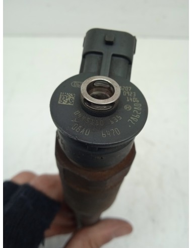 Recambio de inyector para peugeot 206 berlina 1.4 hdi referencia OEM IAM 0445110135  