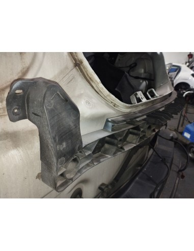 Recambio de plastico para alfa romeo mito (145) junior referencia OEM IAM 50513770  