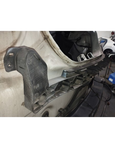 Recambio de plastico para alfa romeo mito (145) junior referencia OEM IAM 50513770  