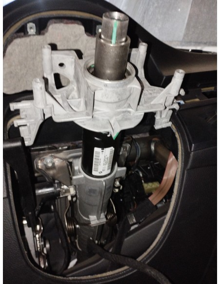 Recambio de columna direccion para bmw serie 3 berlina (e90) 318d referencia OEM IAM 32306786891  