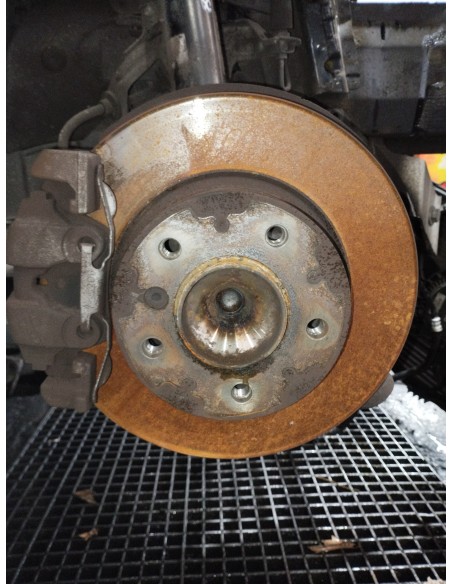 Recambio de mangueta delantera derecha para bmw serie 3 berlina (e90) 318d referencia OEM IAM 31216793924  
