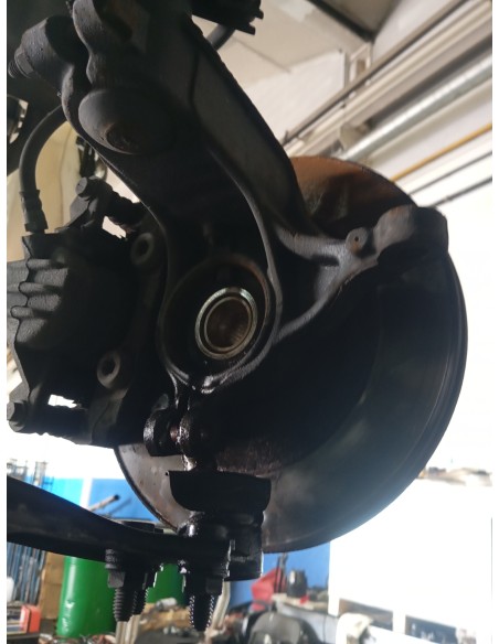 Recambio de mangueta delantera derecha para citroën c4 cactus onetone referencia OEM IAM 1607557580  