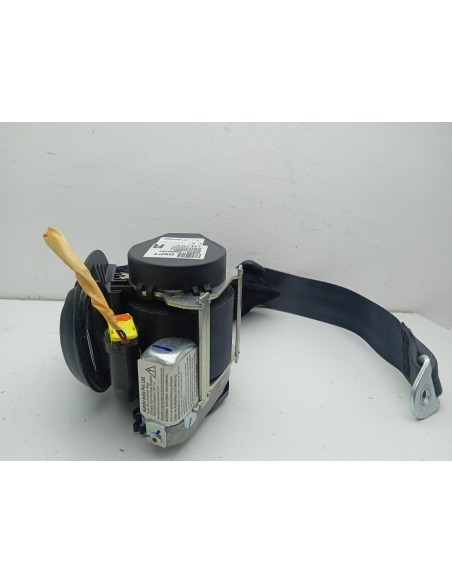 Recambio de cinturon seguridad trasero derecho para hyundai i20 fresh referencia OEM IAM 89820C8200  