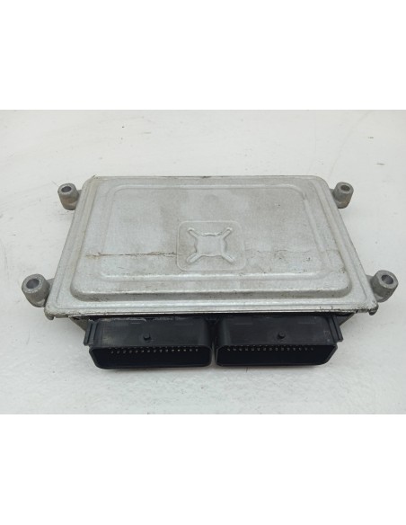 Recambio de centralita motor uce para chevrolet aveo ls referencia OEM IAM 96469978  
