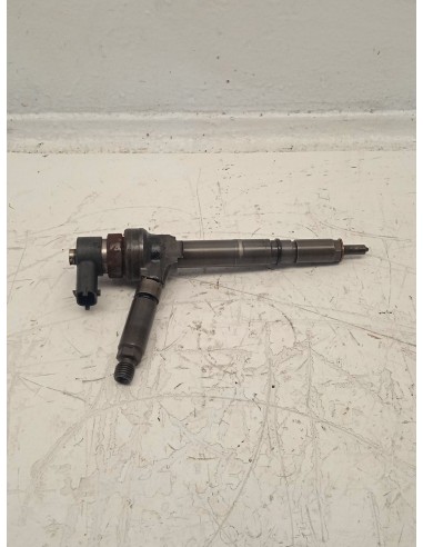 Recambio de inyector para opel astra h berlina elegance referencia OEM IAM 0445110175  