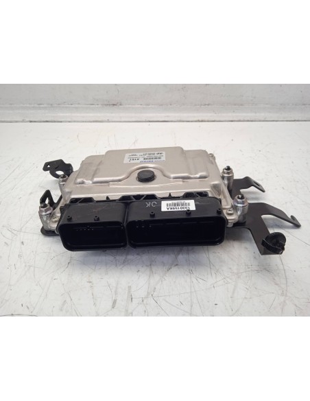 Recambio de centralita motor uce para hyundai i20 tecno le referencia OEM IAM 3912804151  