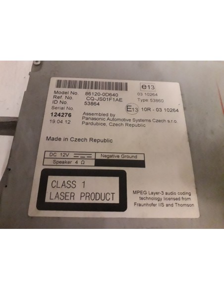 Recambio de sistema audio / radio cd para toyota yaris referencia OEM IAM 861200D640  