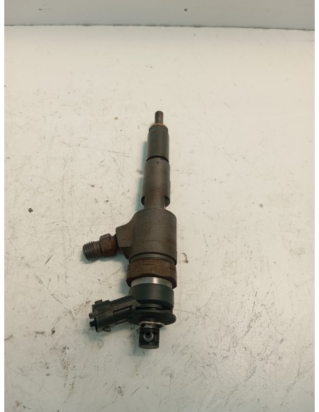 Recambio de inyector para citroën c3 1.4 hdi referencia OEM IAM 0445110135  