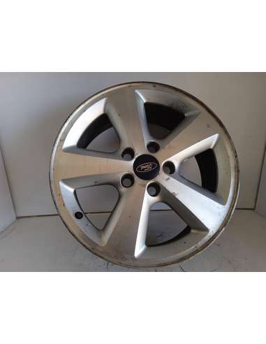 LLANTA FORD FOCUS BERLINA (CAP)...