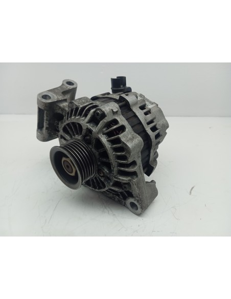Recambio de alternador para ford fiesta berlina ghia referencia OEM IAM 98MF10300CC  