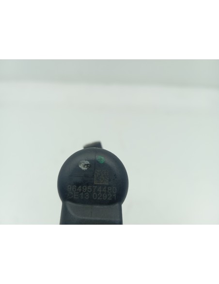 Recambio de inyector para citroën c3 1.4 hdi sx referencia OEM IAM 9649574480  