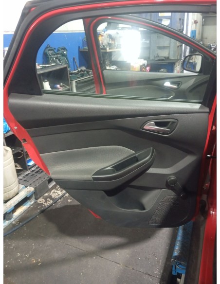 Recambio de guarnecido puerta trasera izquierda para ford focus lim. (cb8) trend referencia OEM IAM 1797109  